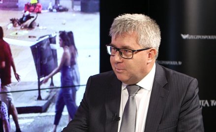 Ryszard Czarnecki: Referendum? Kto dużo łapie, słabo ściska