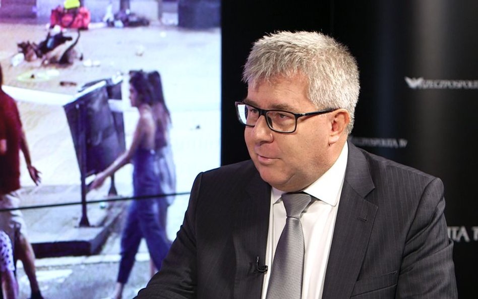 Ryszard Czarnecki: Referendum? Kto dużo łapie, słabo ściska