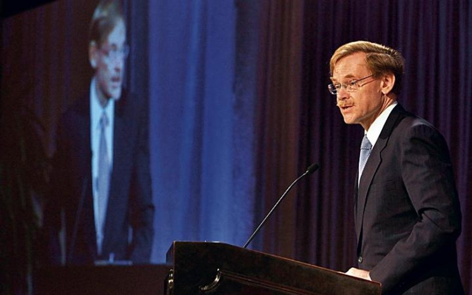 Robert Zoellick spotkał się wczoraj w Warszawie z ministrem finansów Jackiem Rostowskim i prezesem N