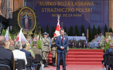 Wojsko jednak nie kupi 300 mobilnych ołtarzy. Minister Błaszczak zdecydował
