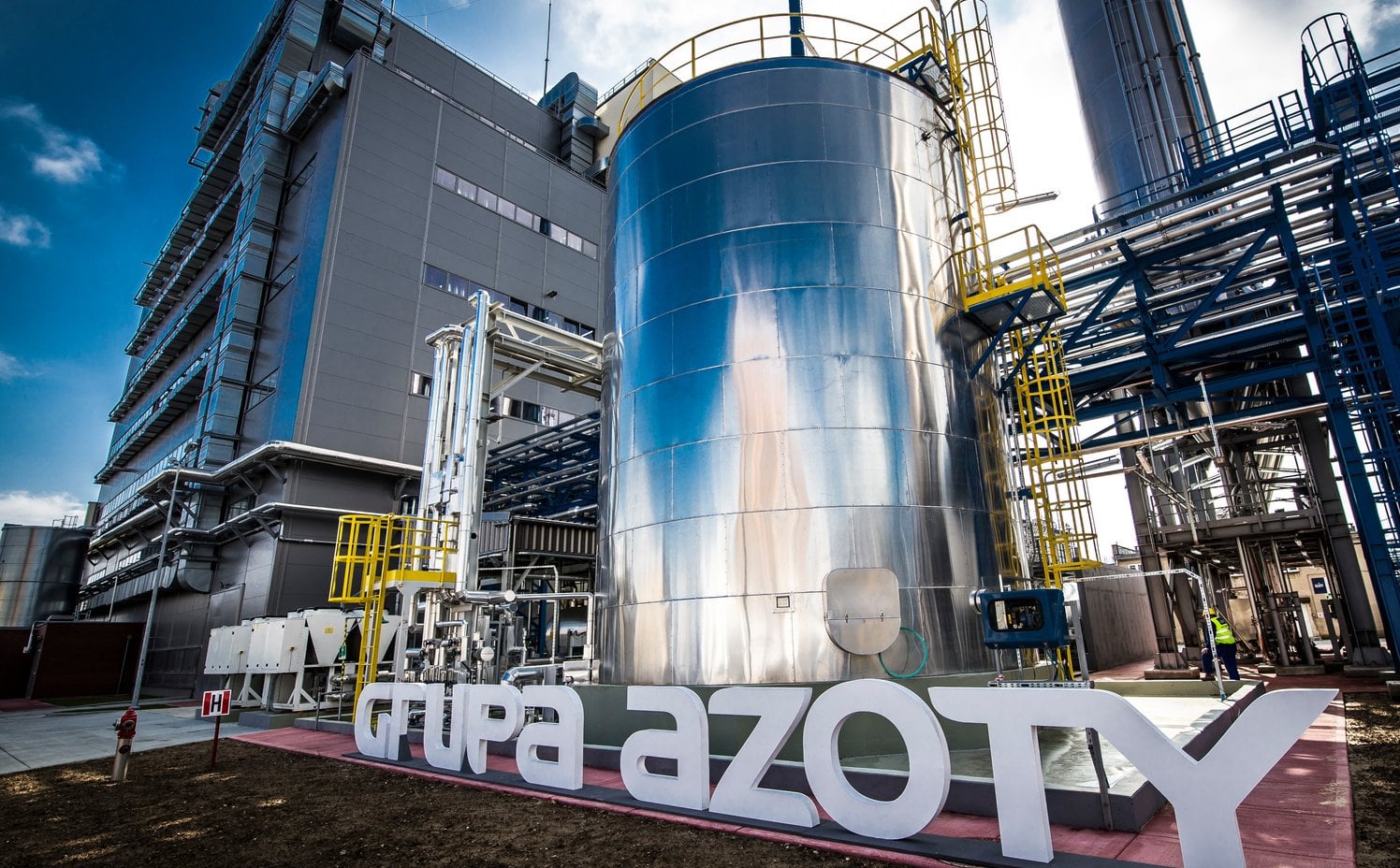 Azoty znów pod presją związków zawodowych. Spór zbiorowy i emisja akcji w tle