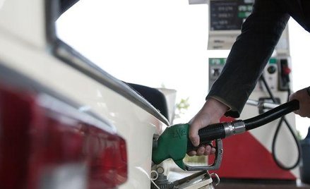 Resort Skarbu zarobił już na akcjach Lotosu 406 mln zł.