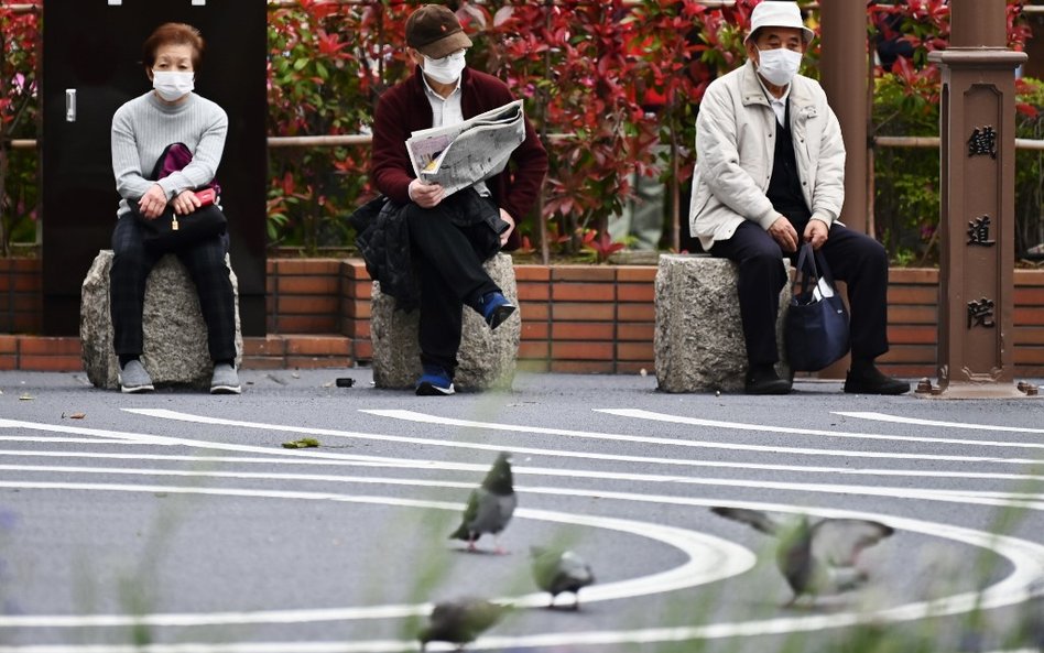 "Korona-rozwody" w Japonii. Zamknięte pary mają siebie dość