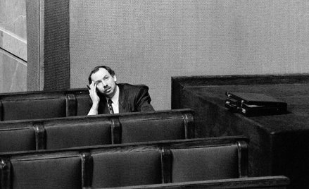 Janusz Lewandowski jako minister przekształceń własnościowych w Sejmie, 1993 r. W maju tego samego r