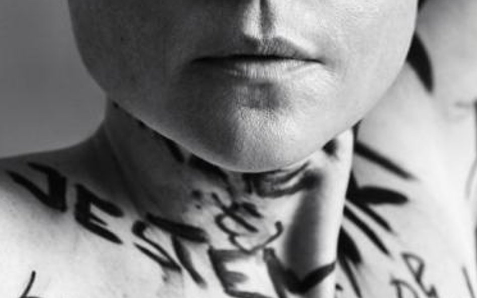 Maria Peszek, aktorka i piosenkarka, która od wydania w 2005 r. płyty „Miasto mania” poświęciła się 