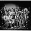 Indiańscy wodzowie ok. 1860–1880. Drugi od lewej siedzi Red Cloud (Czerwona Chmura)