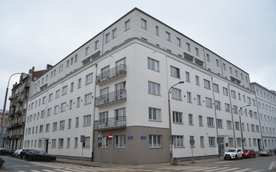 Kamienica przy ulicy Strzeleckiej 8, w któej podziemiach istniała sowiecko-ubecka katowania tuż po I