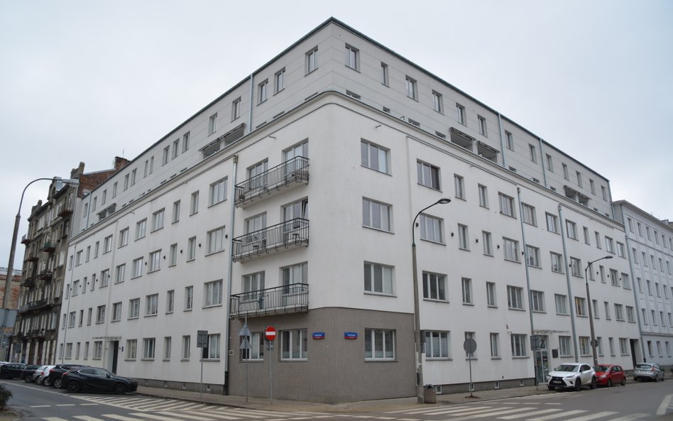 Kamienica przy ulicy Strzeleckiej 8, w któej podziemiach istniała sowiecko-ubecka katowania tuż po I