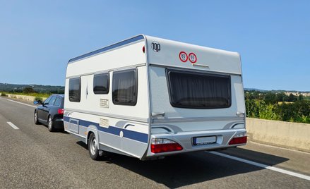 Przyczepa kempingowa nie podniesie kosztów wakacji. Korzystna decyzja Sejmu