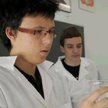 Zajęcia w pracowni chemicznej, Liceum Akademickie, Toruń