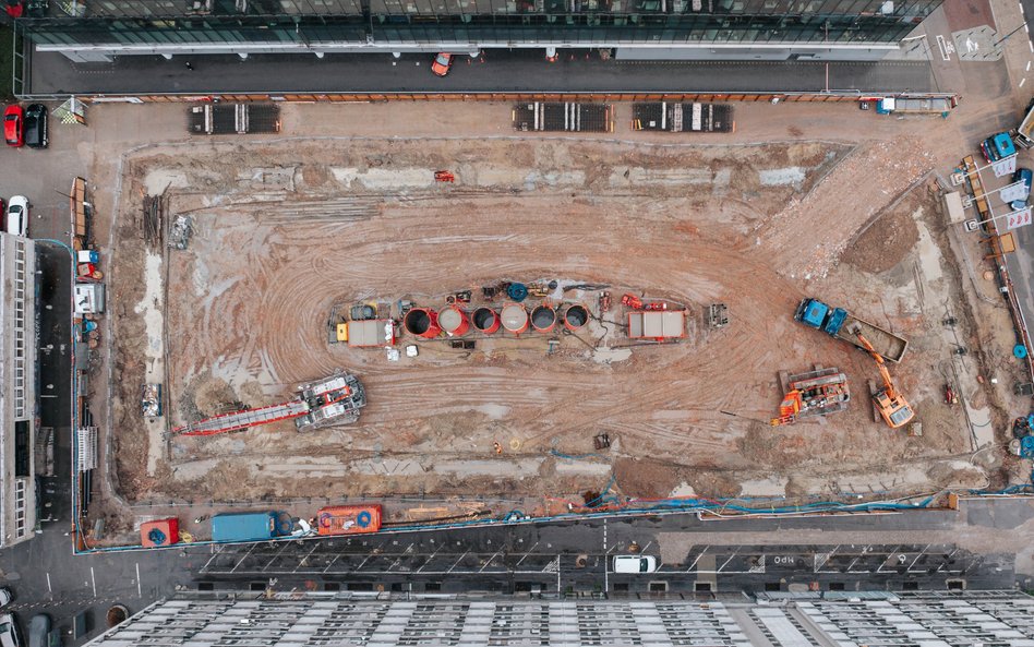 Odbiory mieszkań w Apartamentach Grzybowska 11 zaplanowano na II kwartał 2027 roku.