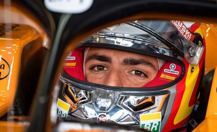 Carlos Sainz przechodzi do Ferrari