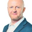 Opłacalność oszczędzania spada, pieniądze płyną na rynek mieszkań