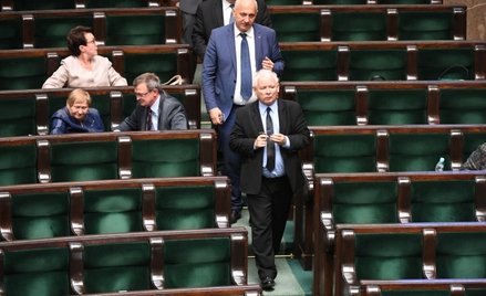 Politycy PO na Twitterze o debacie ws. ustawy o SN w Sejmie