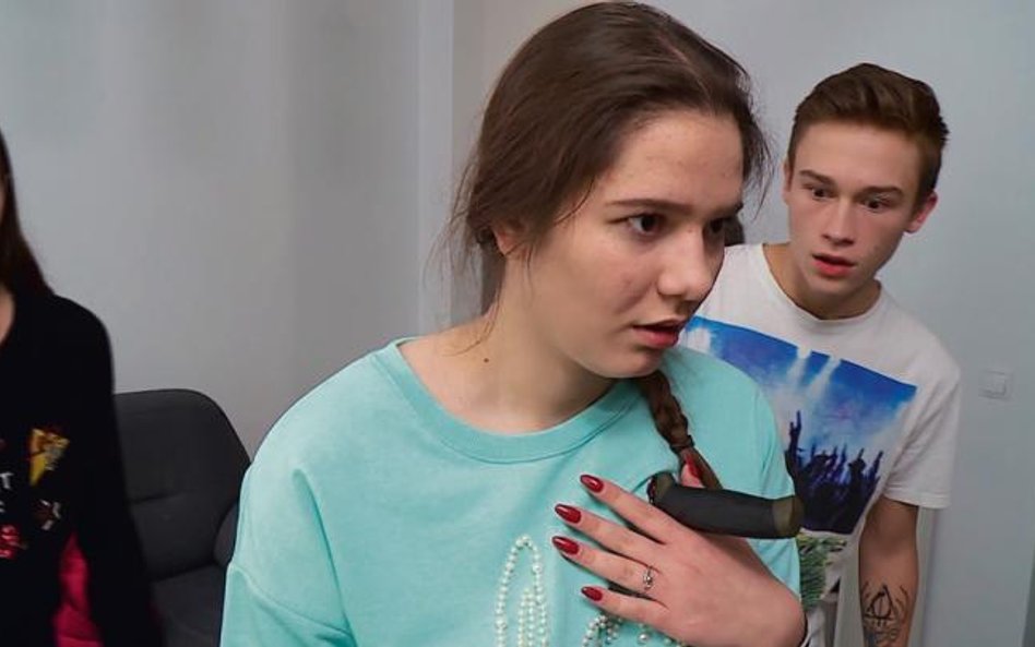 Jolka wbija nóż w klatkę piersiową Marty, czyli 302. odcinek polsatowskiego „Na ratunek 112” – nr 3 