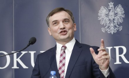 Zupełnie inne stanowisko niż swoja własna partia ma Zbigniew Ziobro jako prokurator generalny