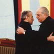 Premier Tadeusz Mazowiecki i kanclerz Helmut Kohl w Krzyżowej w 1989 r.