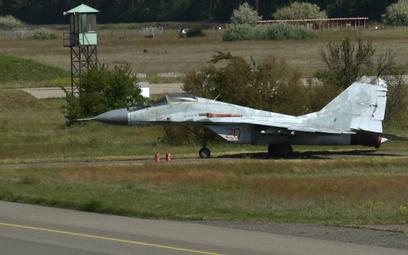 Jeden z węgierskich MiG-ów-29 sfotografowany w 2017 r. na terenie bazy lotniczej Kecskemét. Fot. USN