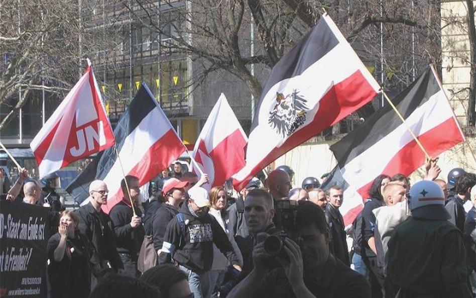 Marsz niemieckich neonazistów w Monachium. Fot. Rufus46