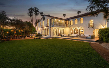 Hollywoodzka rezydencja na sprzedaż. Zagrała dom Kim Basinger w "Tajemnice Los Angeles"