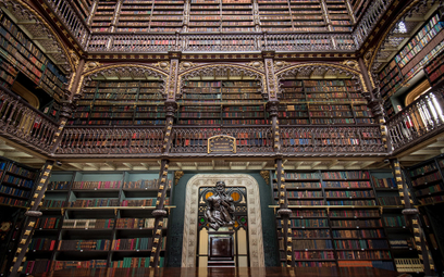 Real Gabinete Português de Leitura w Rio de Janeiro to jeden z największych poza Portugalią księgozb