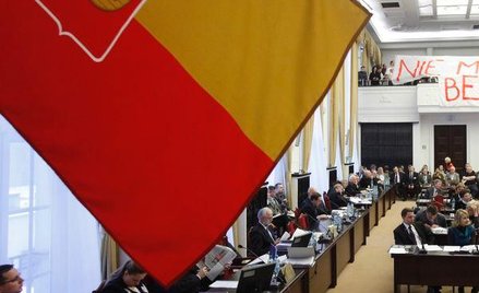 Zastępcy komisarza z PO i SLD