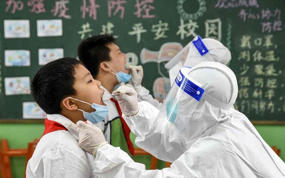Chiny: Bez zgonu z powodu COVID-19 od 14 kwietnia