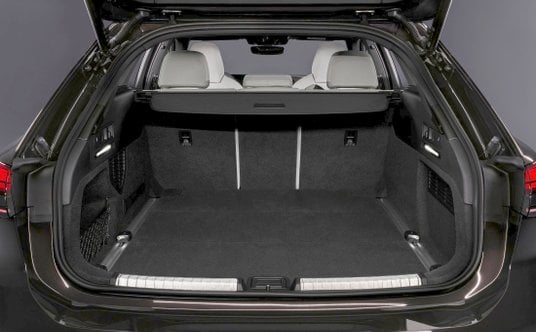 Bagażnik Audi A6 Avant ma pojemność 503 litrów