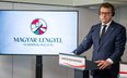 Poseł PiS, były wiceminister sprawiedliwości Marcin Romanowski podczas konferencji prasowej w Budape