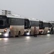Konwój humanitarny przewożący mieszkańców ewakuowanych z kontrolowanego przez Rosję miasta Ołeszki, 