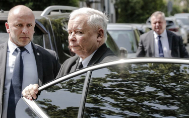 Kaczyński mobilizuje PiS