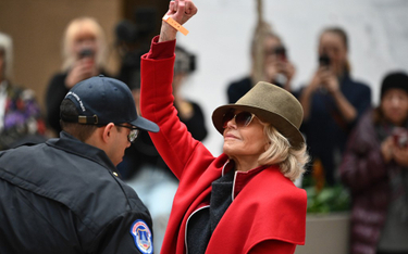 Jeśli dziś piątek, to Jane Fonda znowu jest aresztowana