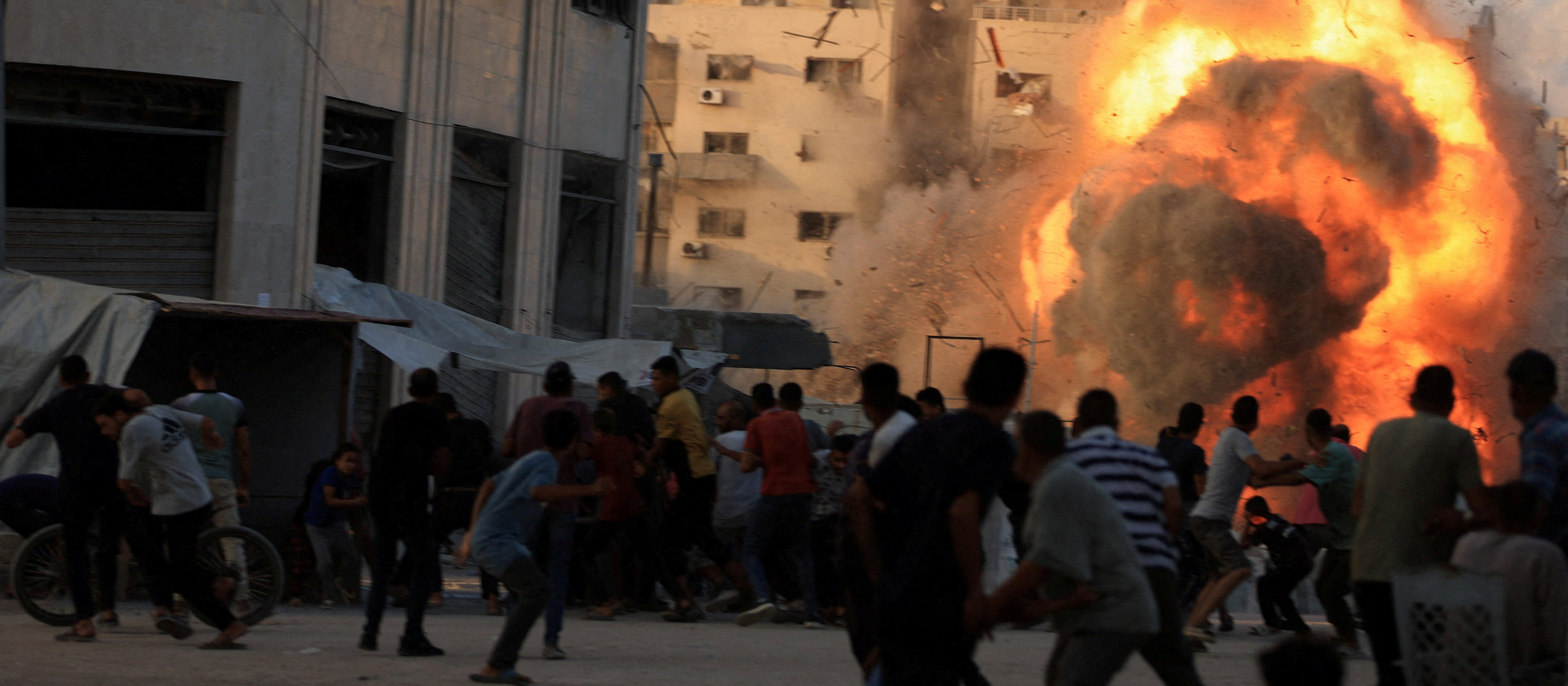 Gaza znika, giełda w Izraelu kwitnie