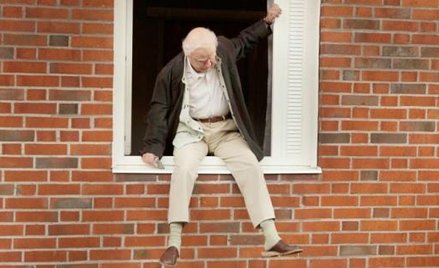 Robert Gustafsson postarzony do roli stuletniego Allana Karlssona