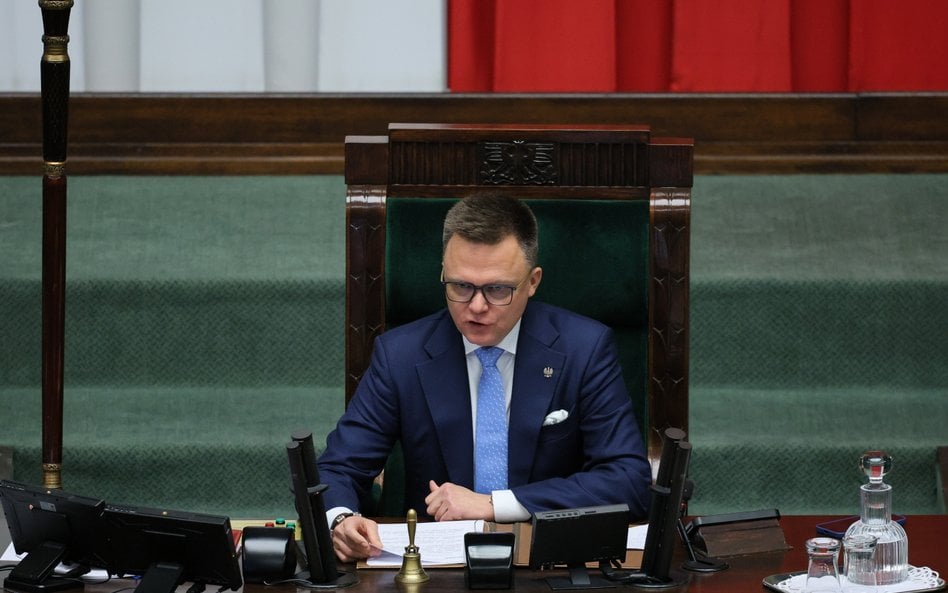 Szymon Hołownia pożegnał się w Sejmie z posłami. „Dziękuję za te dwa lata”