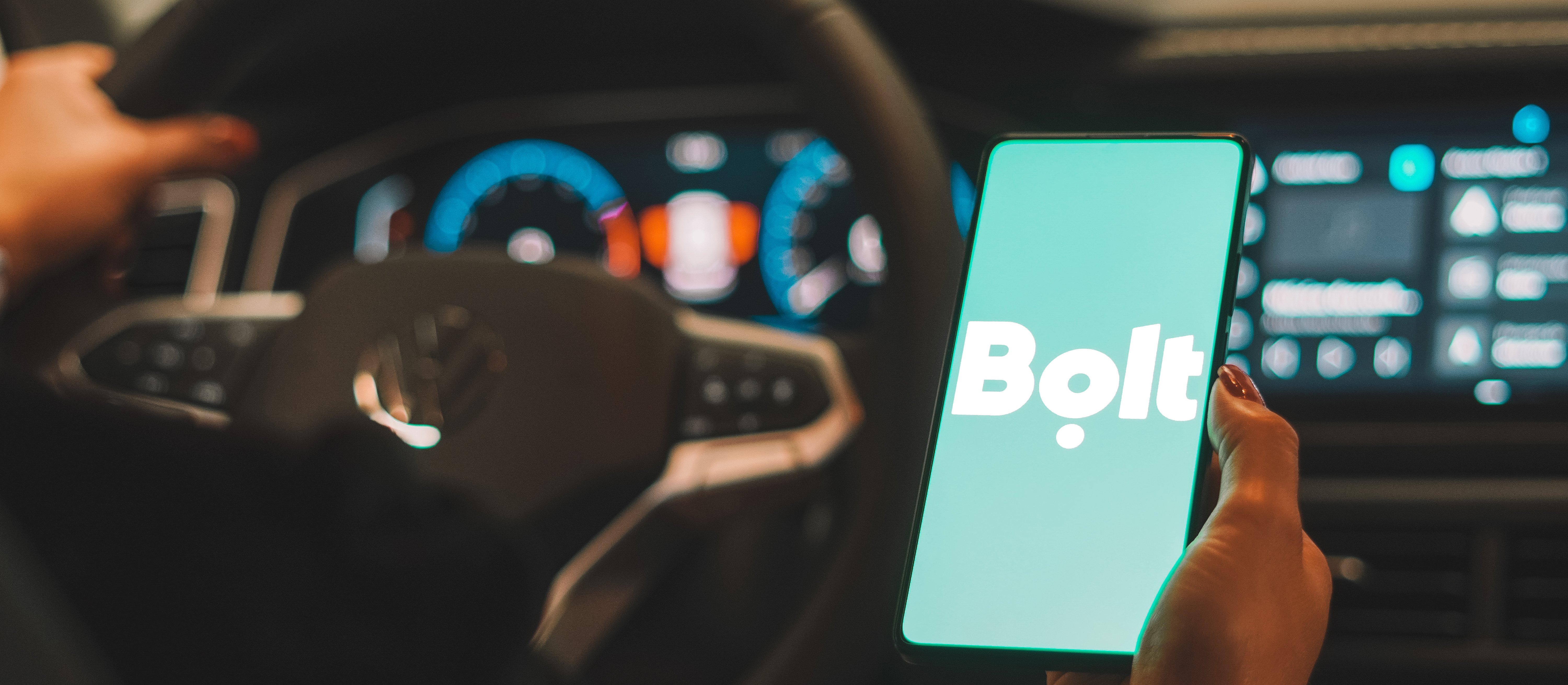 "Bolt lokalnie" z kierowcami mówiącymi po polsku to dyskryminacja? Prawnicy komentują