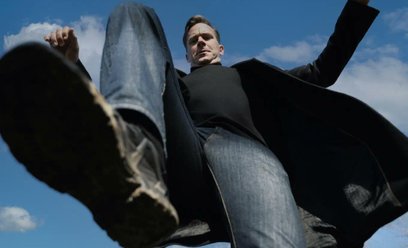 Armie Hammer jako Michael Sanders w filmie „Citizen Vigilante”