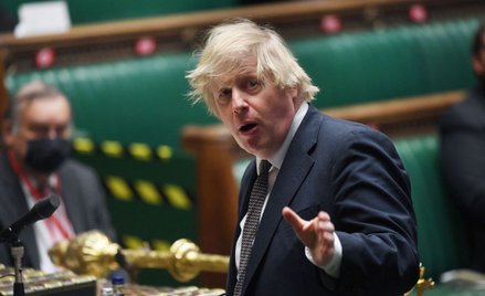 Koronawirus. Rząd Johnsona z nadzwyczajnymi uprawnieniami do września