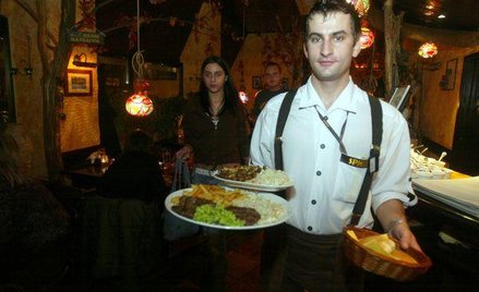 Sfinks zarządza teraz 111 restauracjami, w tym siecią 96 punktów Sphinx, dziesięcioma restauracjami 