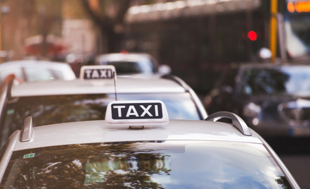 Taksówkarze chcą lepiej zarabiać. Będzie strajk w Warszawie