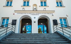 Jednym z najbardziej symbolicznych wydarzeń roku była pierwsza graduacja absolwentów kierunku lekars