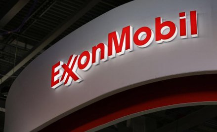 ExxonMobil i Chevron w Europie? Mogą chcieć przejąć Shella lub BP