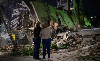 Skutki trzęsienia ziemi w Caracas