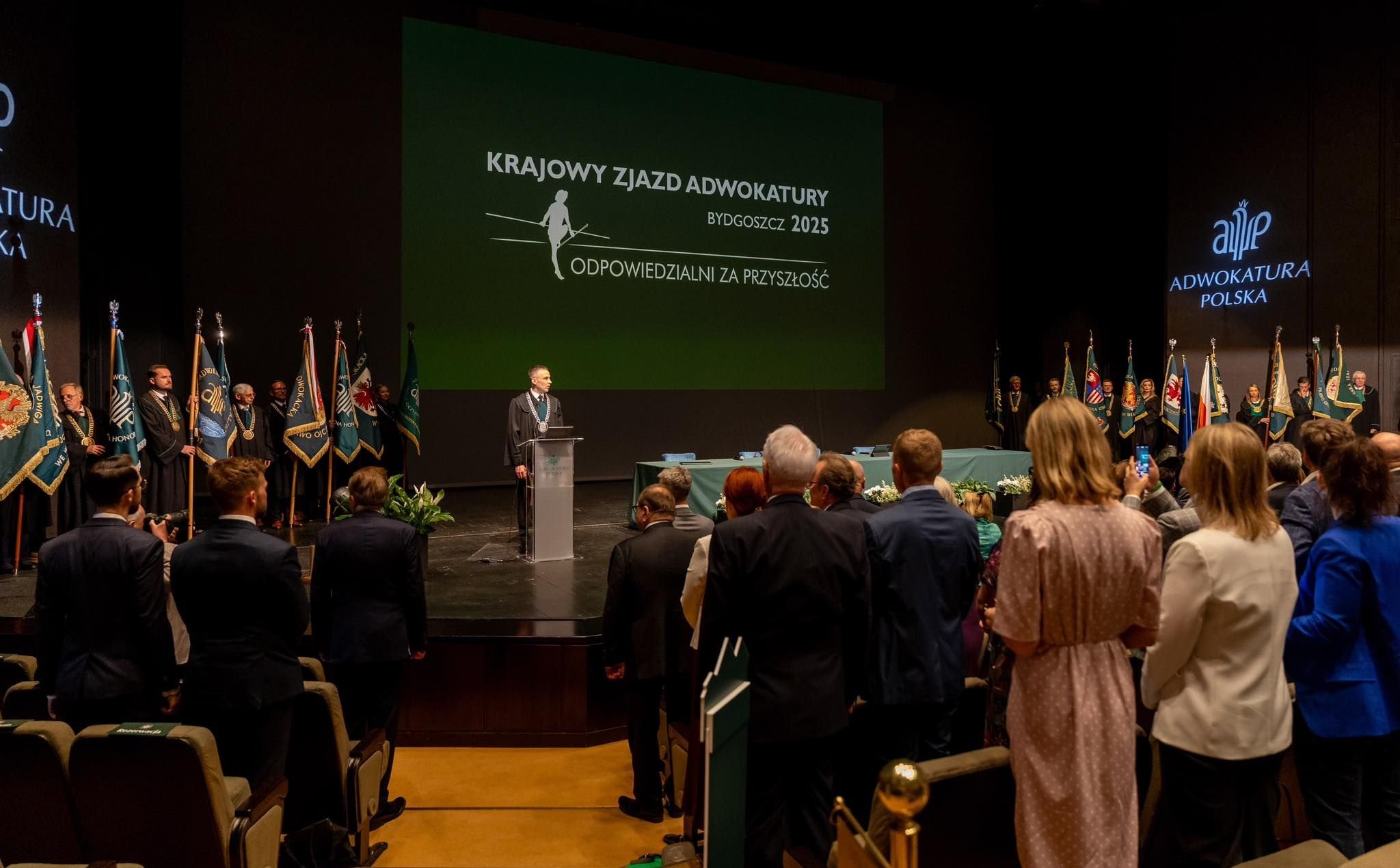 Adwokatura postawiła na kontynuację, stołeczni adwokaci mówią o rozczarowaniu. Podsumowanie zjazu