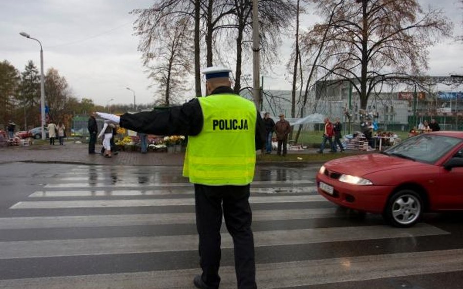 Naliczanie podatku od służbowych aut bez udziału drogówki