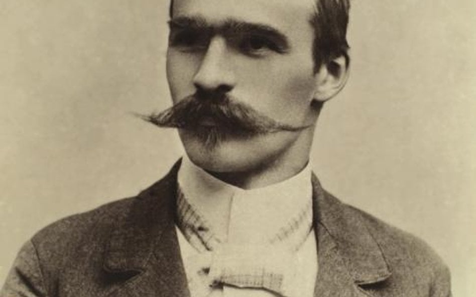 Portret Józefa Piłsudskiego, Wilno 1899 r. Fotografował Jan Bułhak (1876 – 1950)