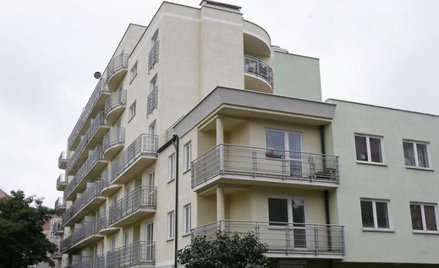 Kiedy umowa cesji praw do mieszkania ma charakter darowizny