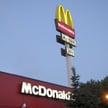 Amerykanie nauczą Francuzów jeść widelcem. Burgery