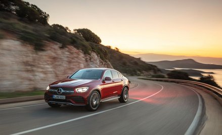 Marki premium ciągną w górę