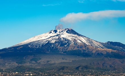 Przebudzenie wulkanu Etna na Sycylii to zła wiadomość dla turystów